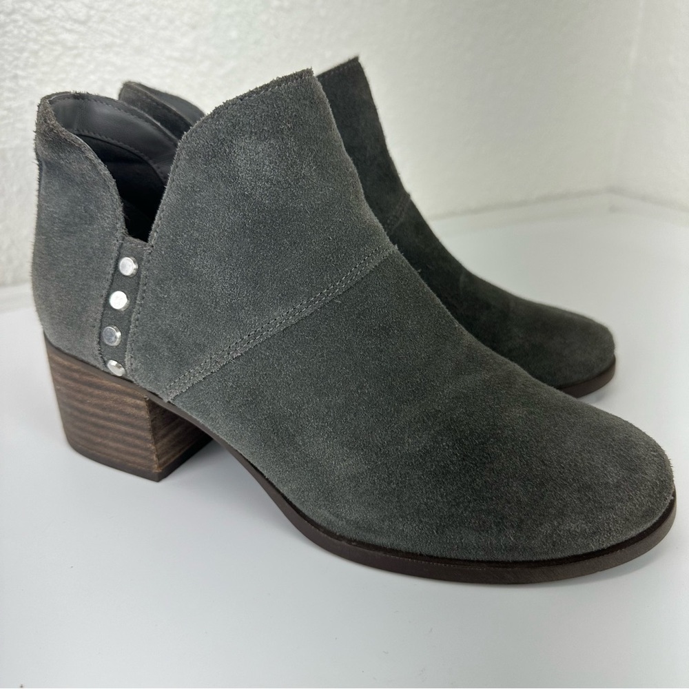 Koolaburra by UGG Suede Studde Ankle Boots Sofiya Stone Grey Size 7 boho